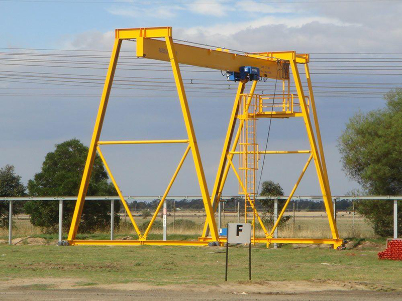 歐標(biāo)門式起重機(jī)